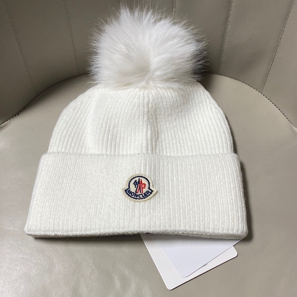 Moncler Other - Moncler White Pom-Pom Beanie